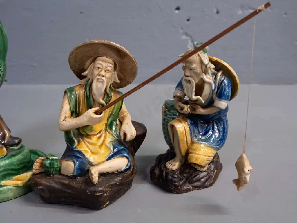 4 Chinese earthenware "mud men" figures - 3 fishermen, 2 missing poles, and a fish motif vase H-135 Image 1++