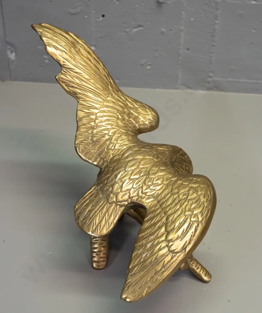 brass perched eagle with spread wings H240 L320 Image 1++