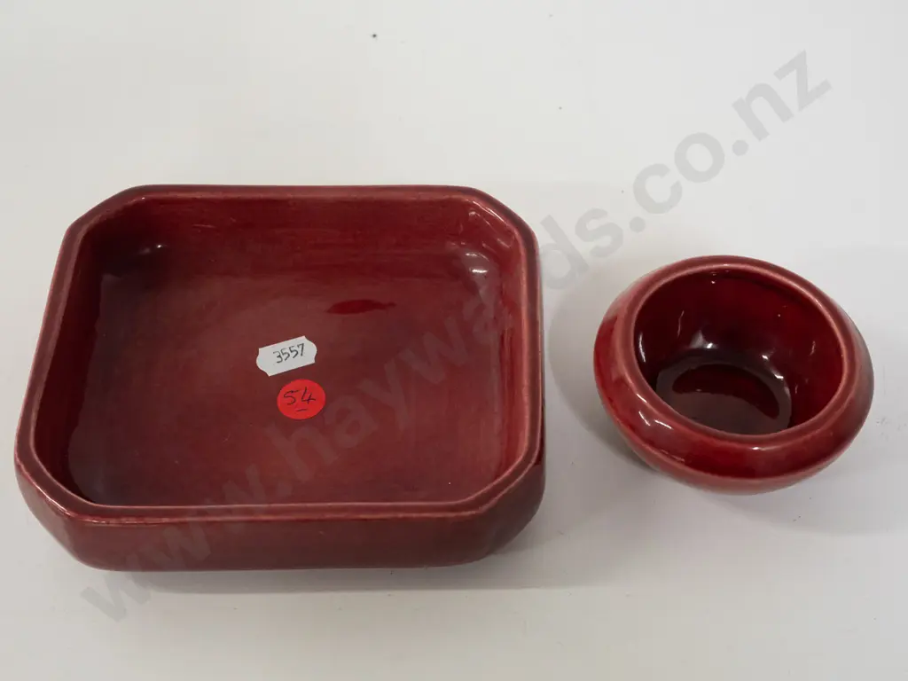 2x pieces of red OC Stephens pottery - rectangular dish H-35 L-140 W-120 and small bowl Image 1++