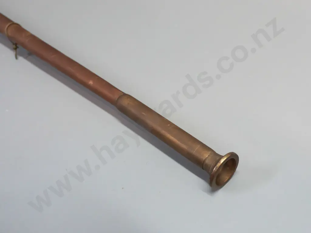 decorative copper and brass hunting horn - some scratching and dents, flexes at joint L-800 Image 1++