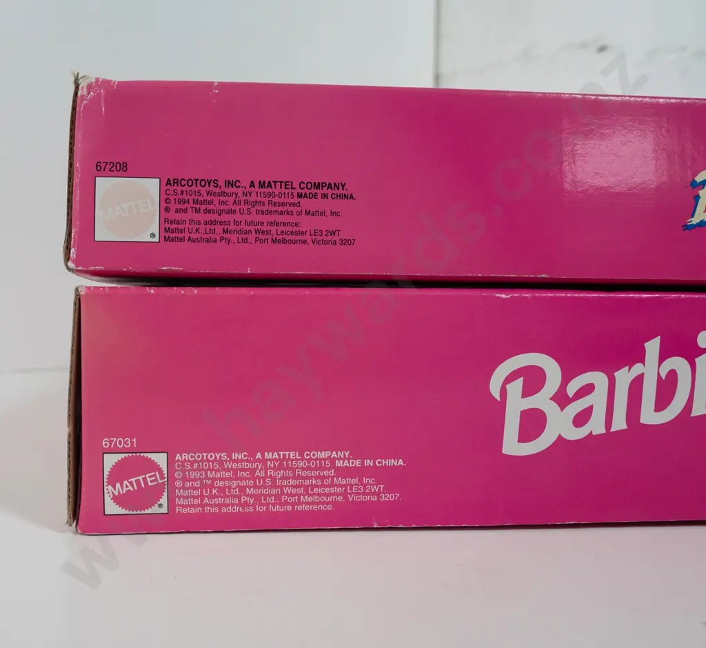 1993 & 1994 Mattel Barbie boxed accessory kits - Baywatch Rescue Station L-520 x W-340 & Health Club Image 1++