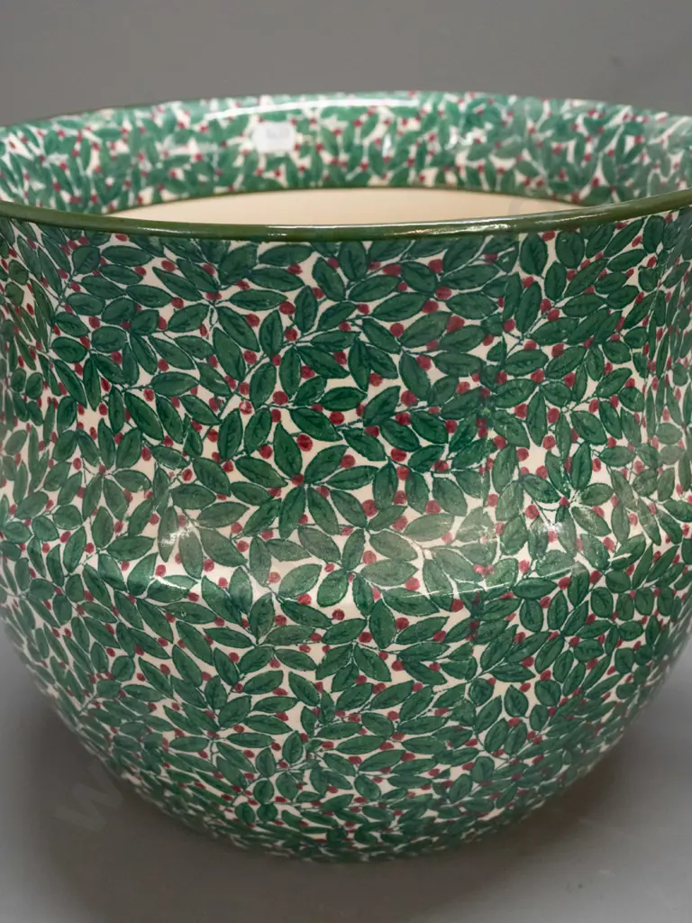 Wedgwood Etruria "Tyrolese" floral handled bucket/crock and Royal Doulton jardiniere with fine leaf and berry motif. Image 1++