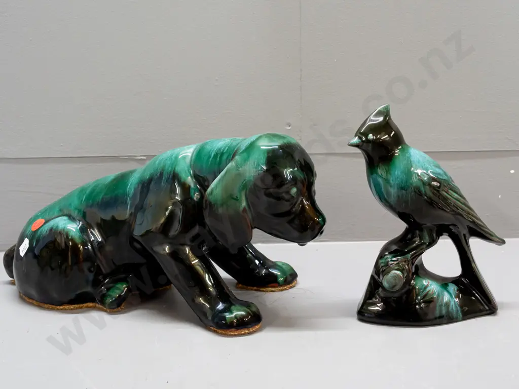 Blue Mountain Pottery - cardinal H-180 and a large dog L-330 with some felt glued to base Image 1++