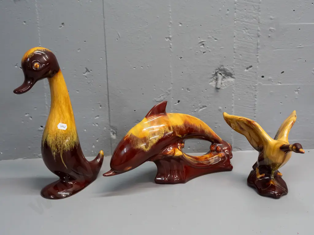 3 pieces of brown & mustard Blue Mountain pottery, dolphin, goose & duck Tallest 290 Image 1++