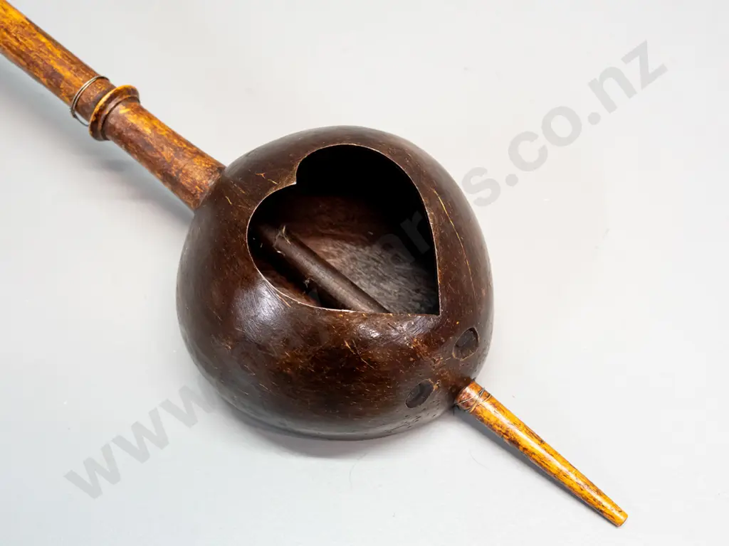 hand-made (Thai?) stringed instrument with polished coconut shell body and turned wood neck - overall age wear L-700 Image 1++