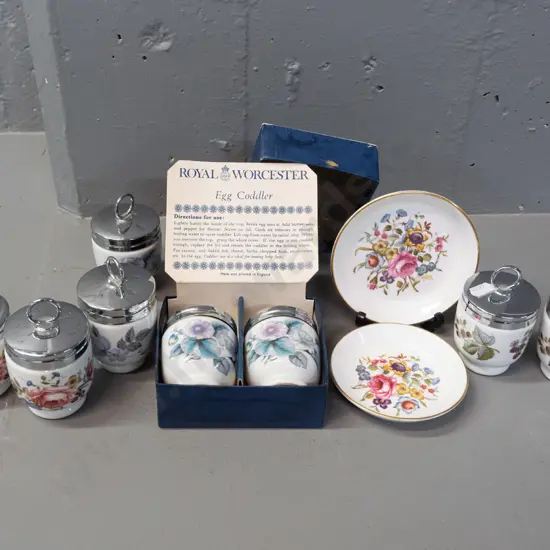 Royal Worcester floral items - 8 small  egg coddlers including a boxed pair and 2 pin dishes with gilded rims - some