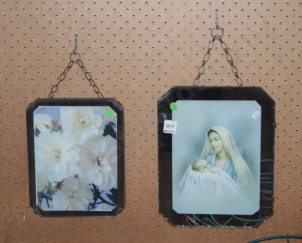 2x mirror framed prints - flowers, mother and child - green dots Image 1++