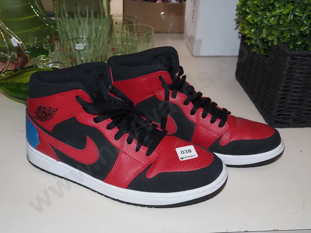 pair of US size 11 Jordan Nike Airs Image 1++