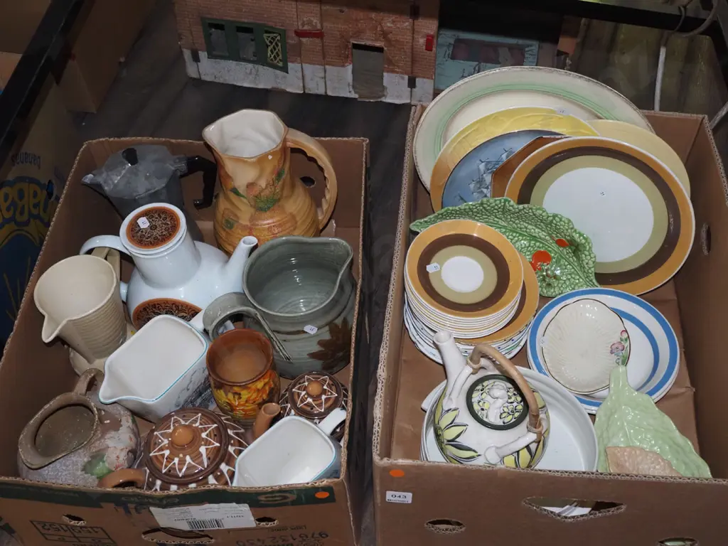 2x boxes; Crown Lynn plates, jugs, teapots, leaf dishes etc Image 1++