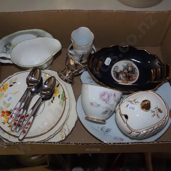 box; Carlton romance scene bowl, teaspoons, tennis set etc