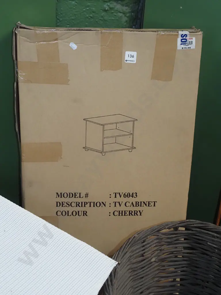 yet to be assembled TV cabinet Image 1++