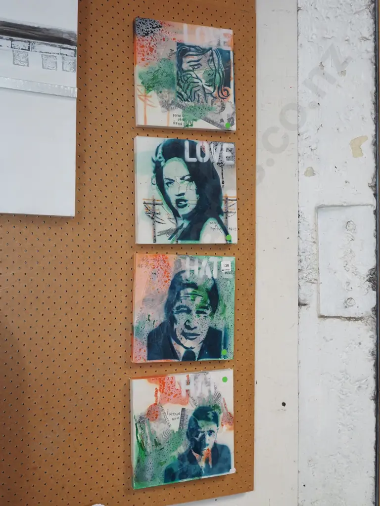 4x multi media on boxed canvas - green dots Image 1++