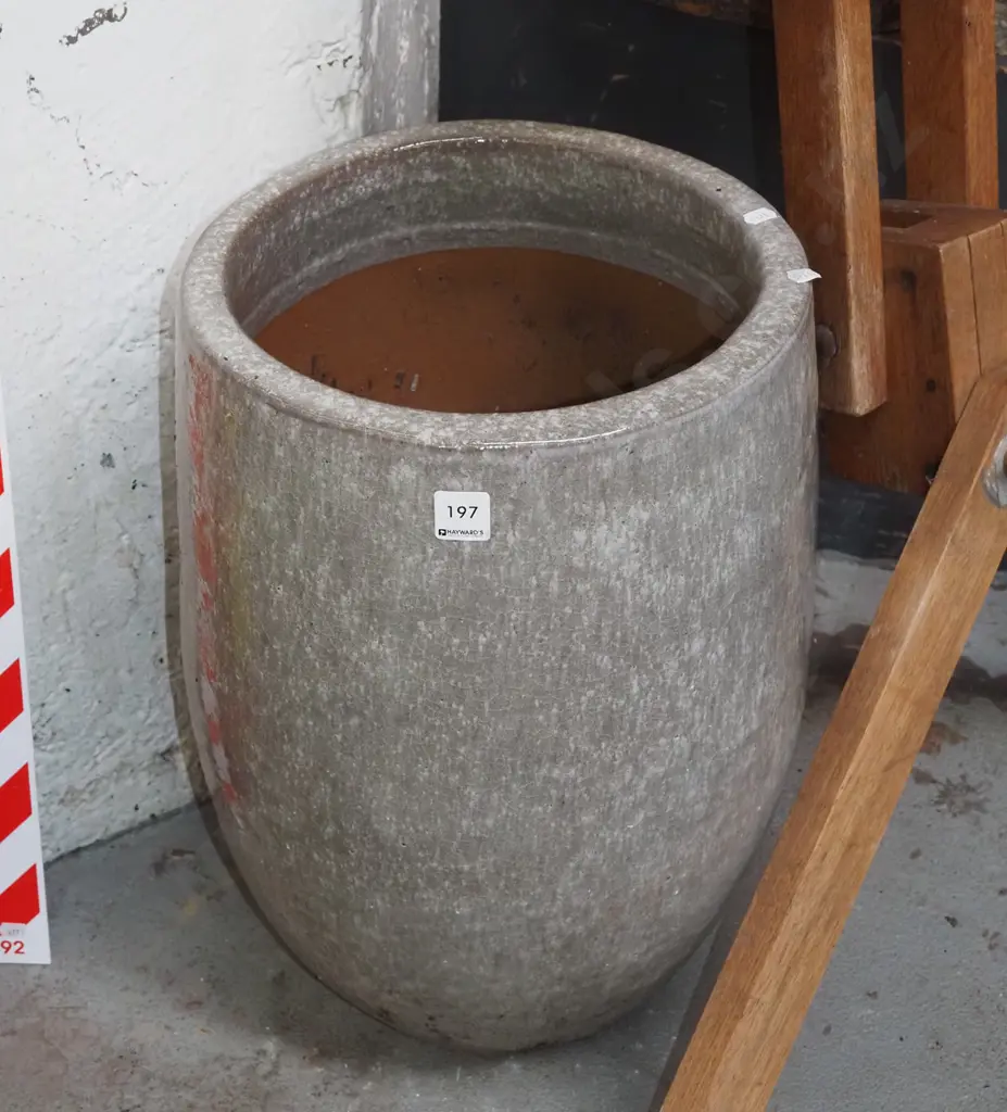 glazed garden planter H500 Image 1++