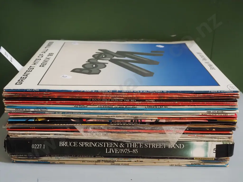 LPs; compilations Image 1++