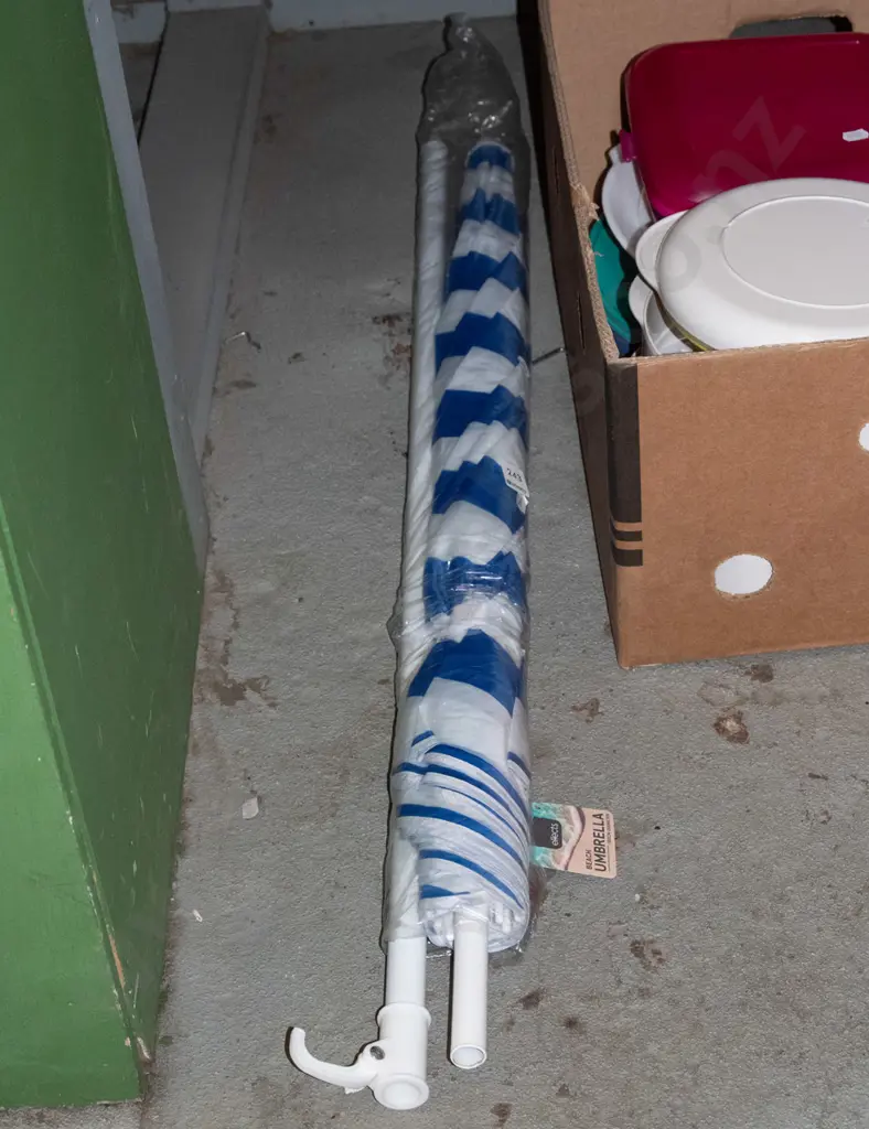 as new blue and white beach umbrella Image 1++