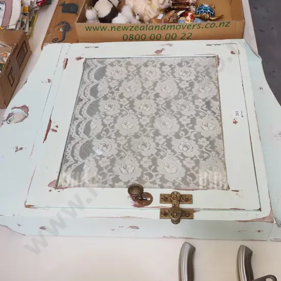 distrees painted wall mounted cabinet - smells inside H700 W550