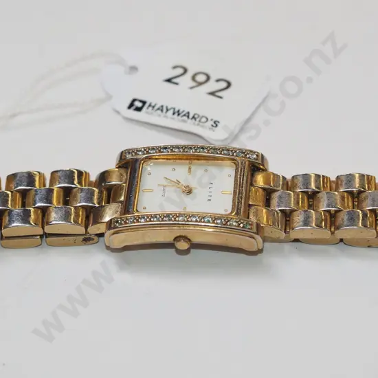 ladies wristwatch