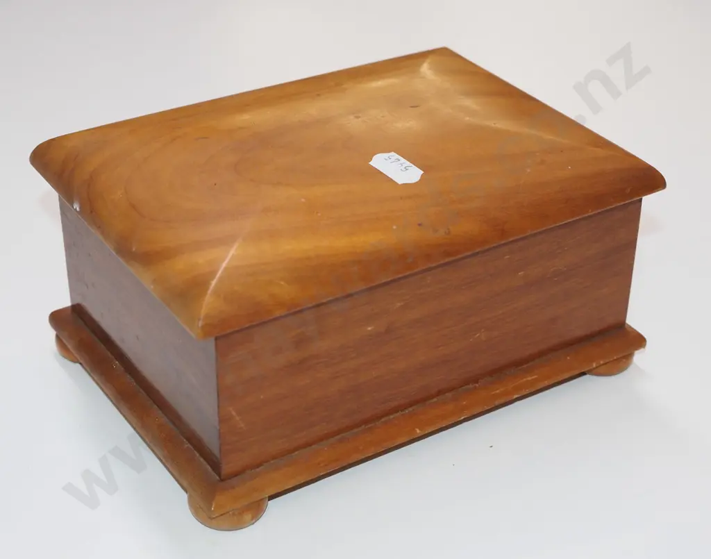 lidded mahogany box and coins Image 1++