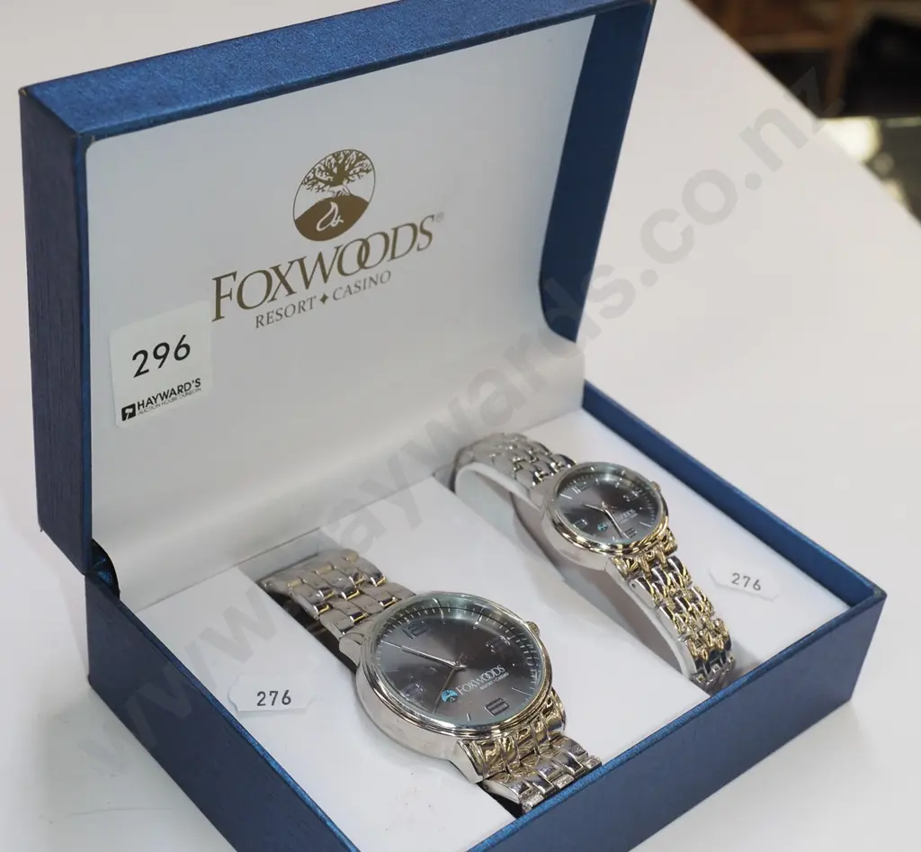 Foxwoods Resort and Casino boxed watch set Image 1++