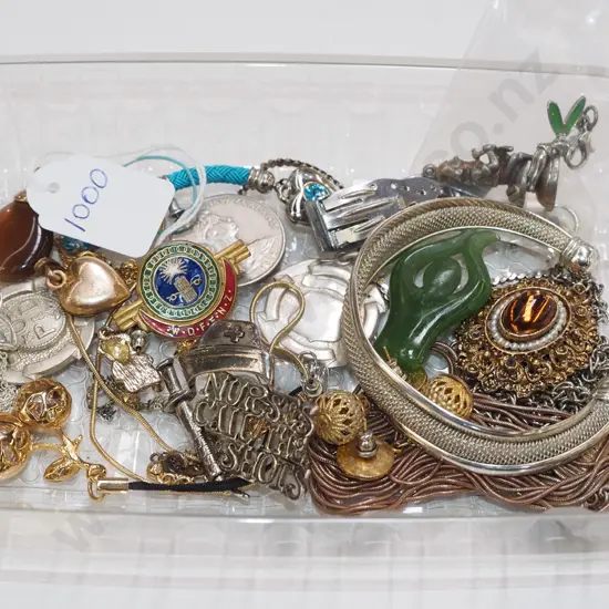 tray of costume jewellery