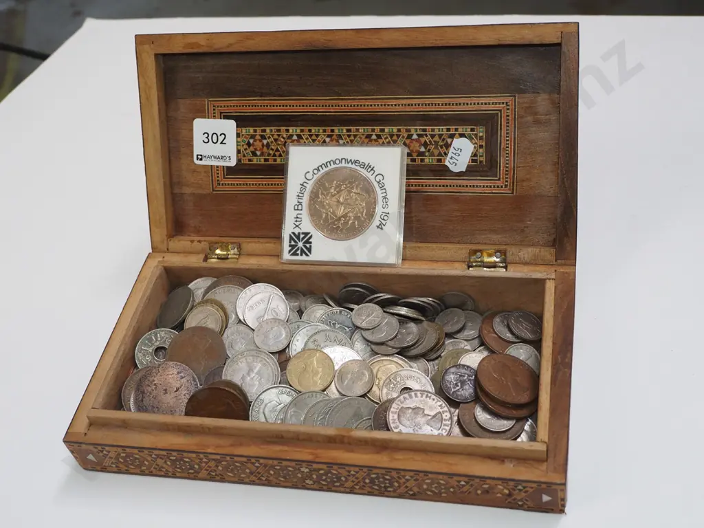 Middel Eastern inlaid box and coins Image 1++