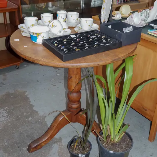 colonial mahogany pedestal occasional table H760 Diam760