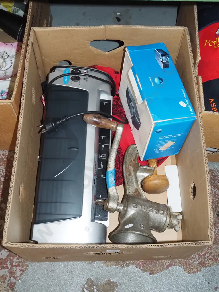 laminator, bench top mincer, data projector etc Image 1++