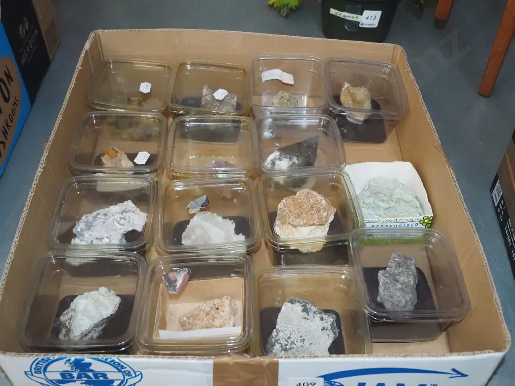 box of gemstones Image 1++