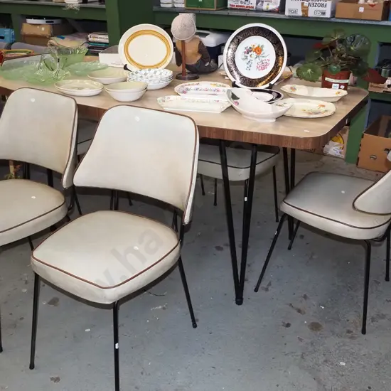 retro formica top metal leg dining table with 6 matching vinyl chairs - table excellent condition