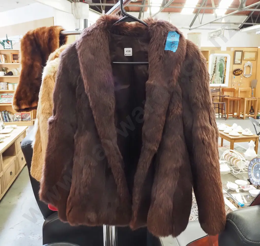 ladies fur coat Image 1++