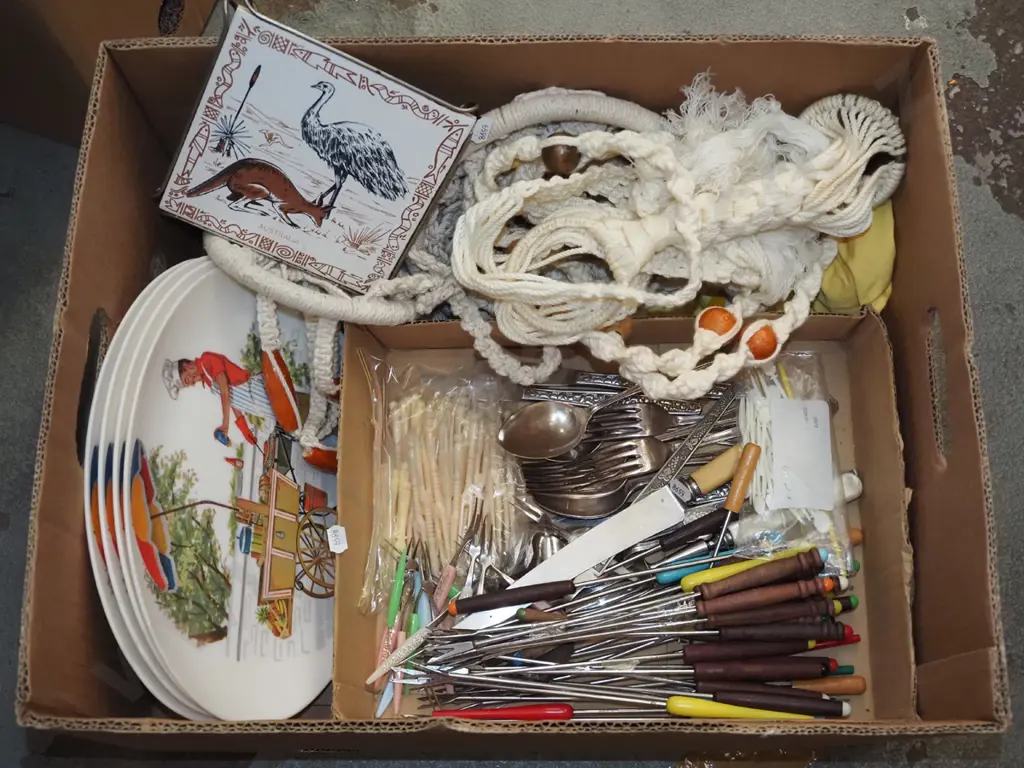 box; retro bbq plates, cutlery, fondue forks, macrame plant hanger etc Image 1++
