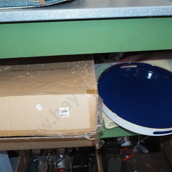 boxed as new blue and white circular plastic trays