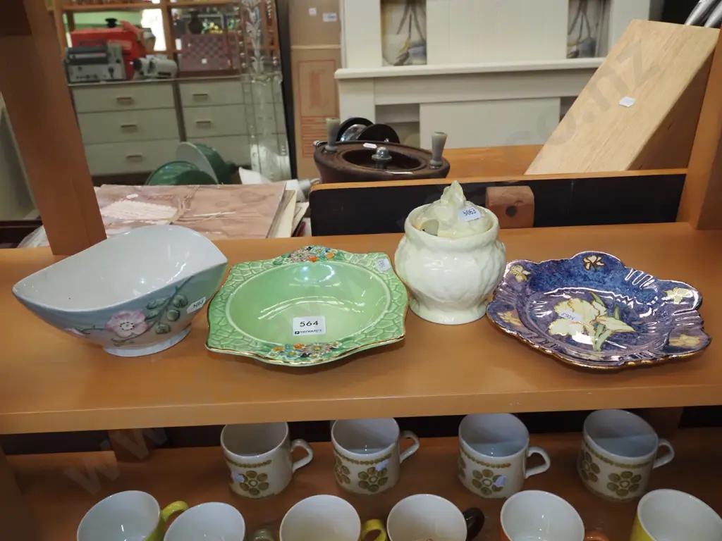 Carlton honey pot, 3x bowls Image 1++