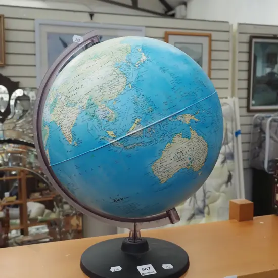 plastic world globe H370