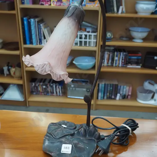 reproduction lily pad swan neck table lamp