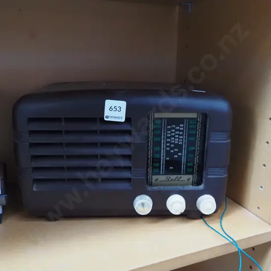 Bell bakelite mantle radio  As Is No Returns