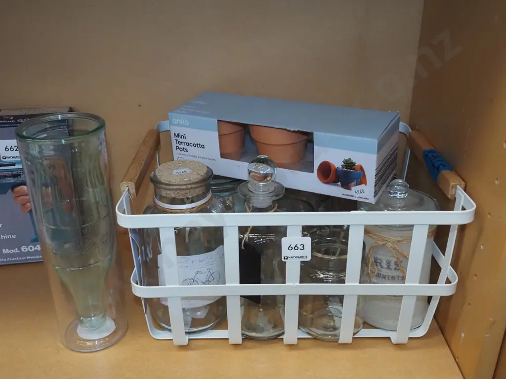 metal basket, jars, mini terracotta pots etc Image 1++