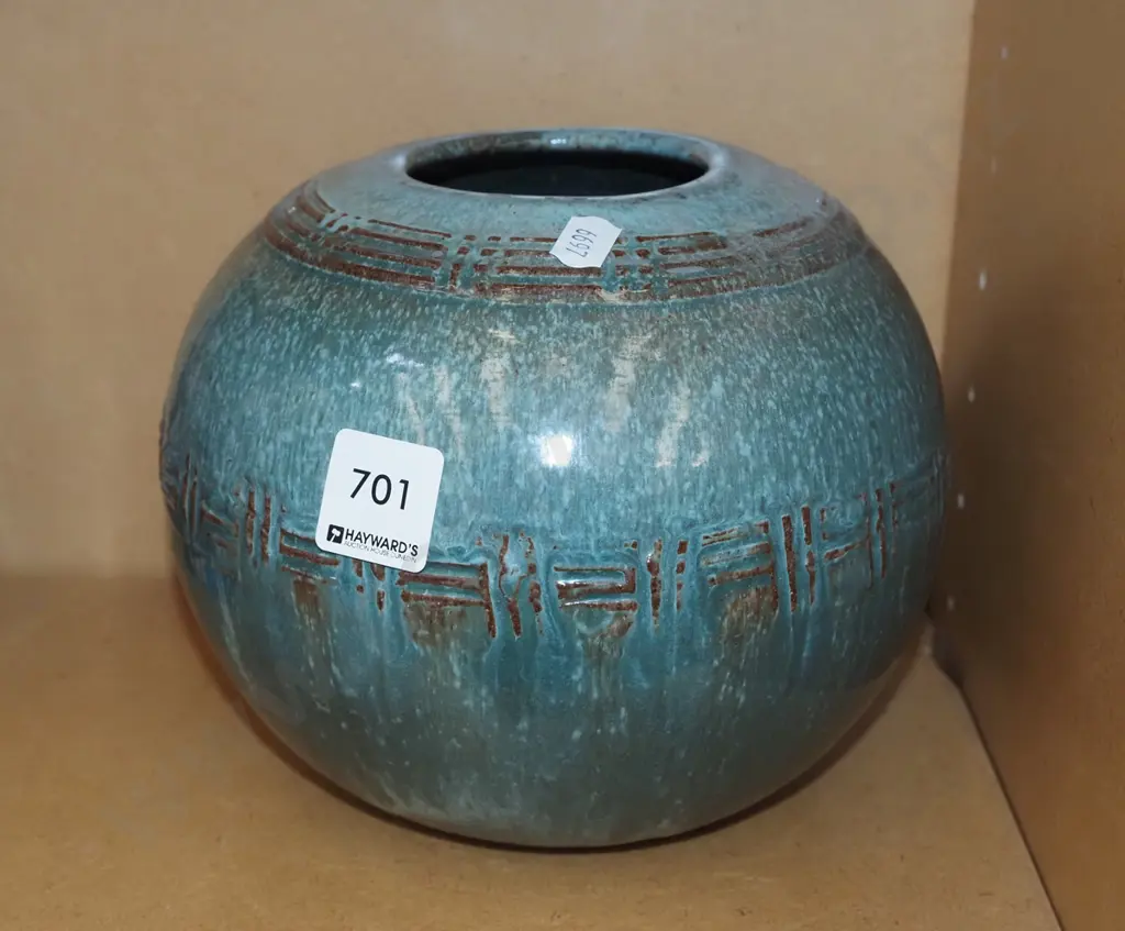 studio pottery vase H160 Image 1++