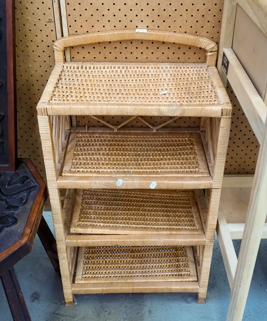 bamboo and cane light weight shelves H700 Image 1++