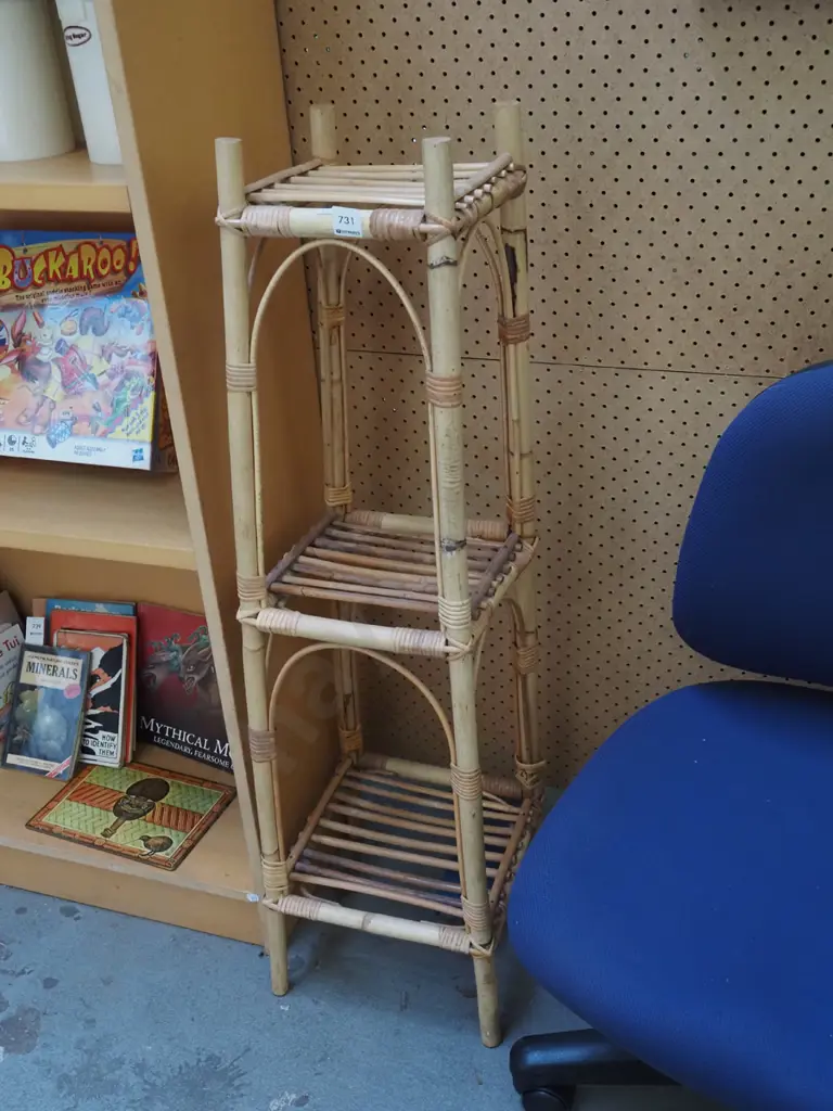 3 tier bamboo jardiniere stand H1000 Image 1++