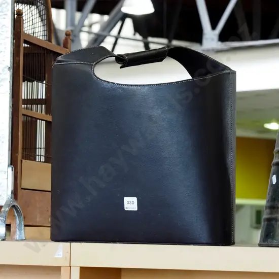 leather bag/bucket/magazine holder