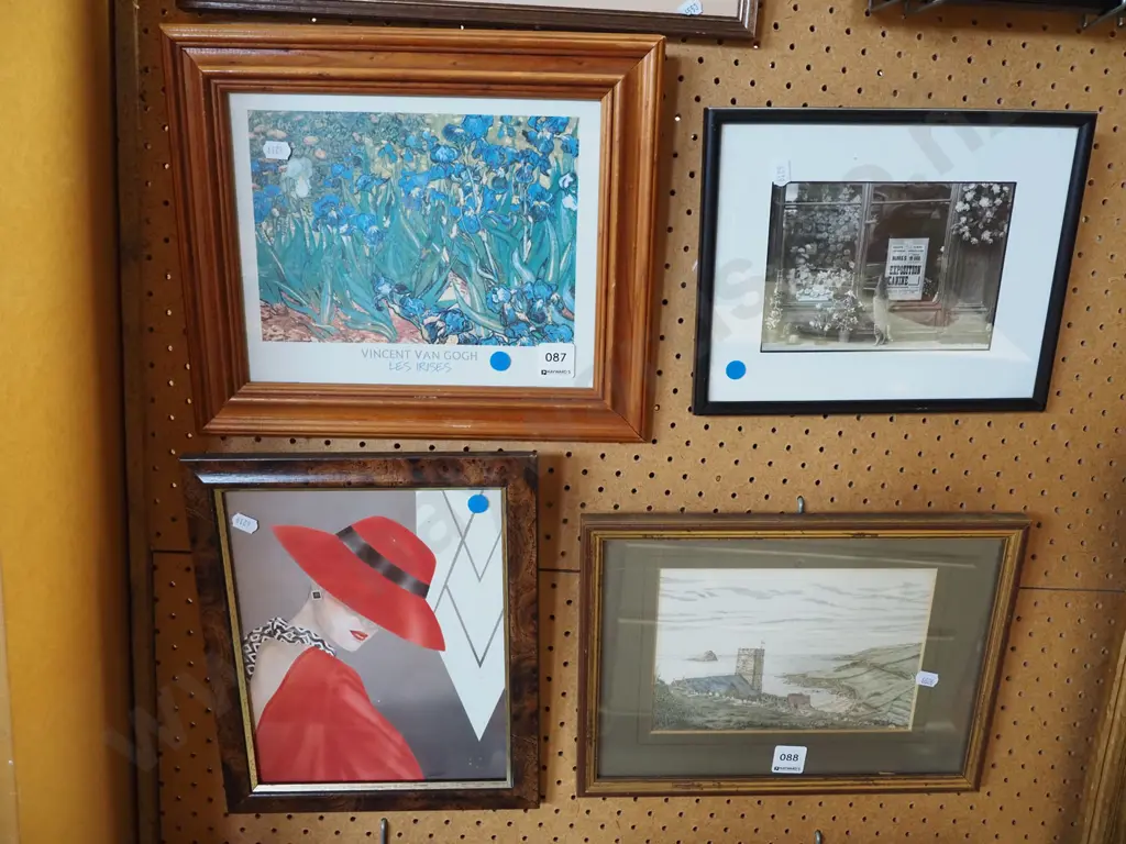 3x prints - lady, van Gogh, cat - blue dots Image 1++