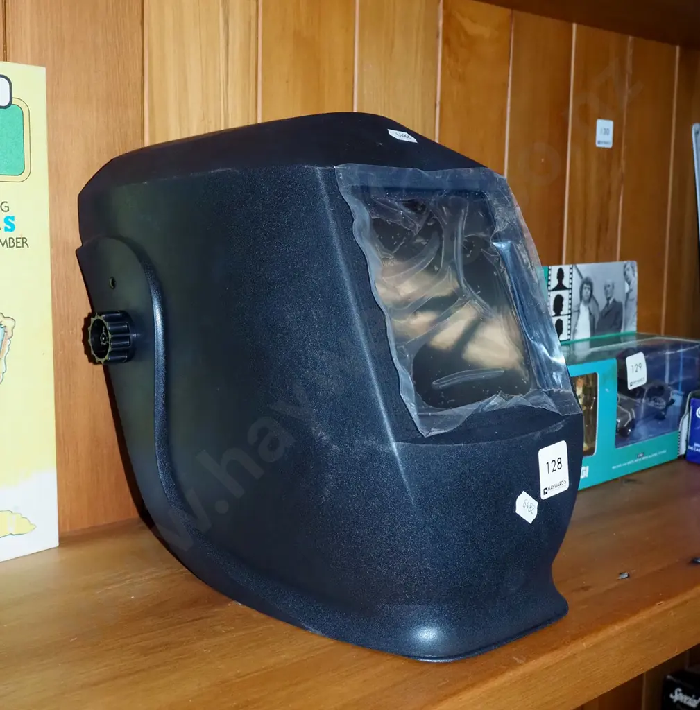 welder's mask Image 1++