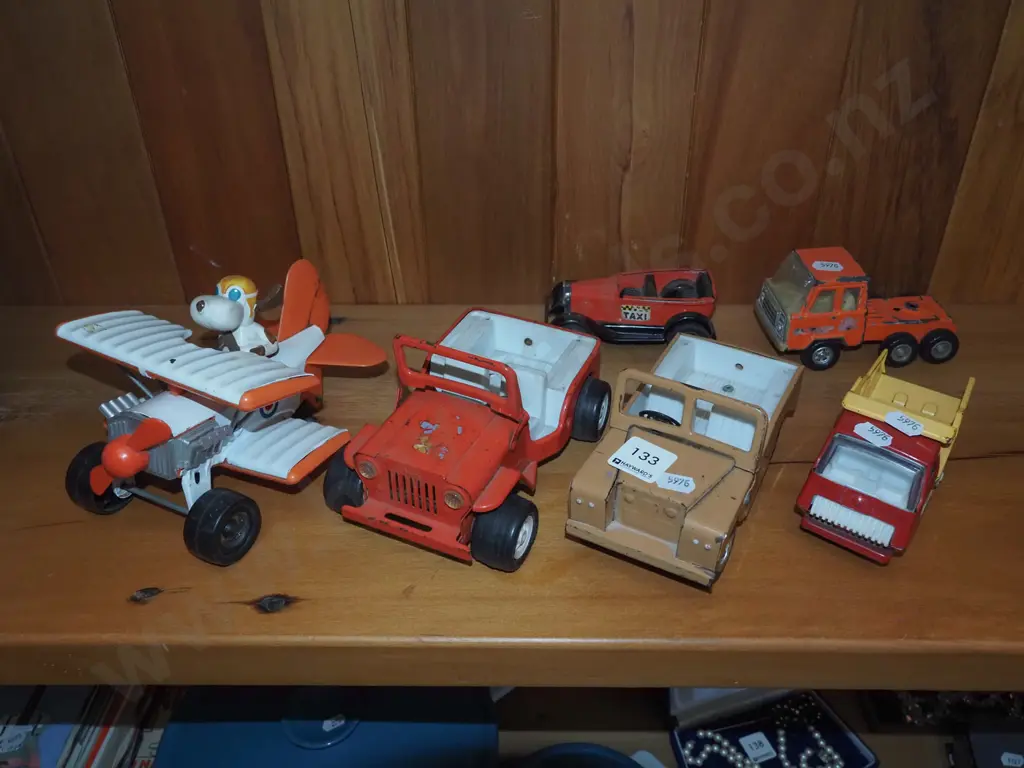 6x tin vehicles Image 1++