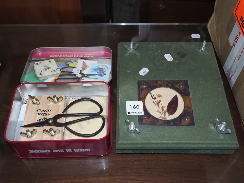 flower press miniature flower pressing kit Image 1++
