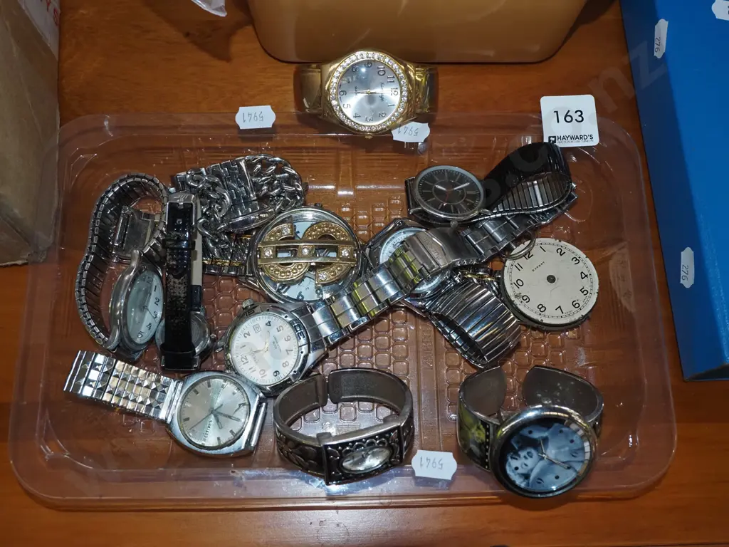 plastic tray of watches - some faults Image 1++