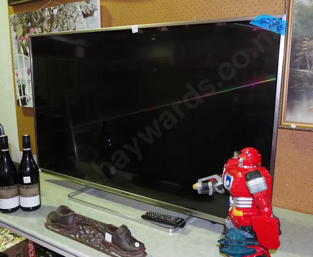 Panasonic 50" flat screen TV  - no remote Image 1++