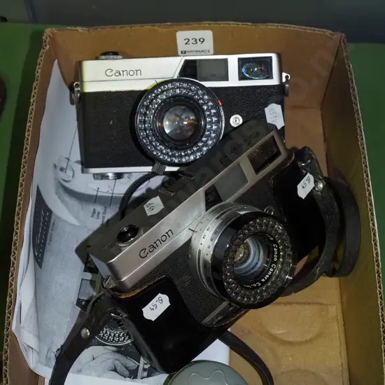 2x Canon 35mm cameras