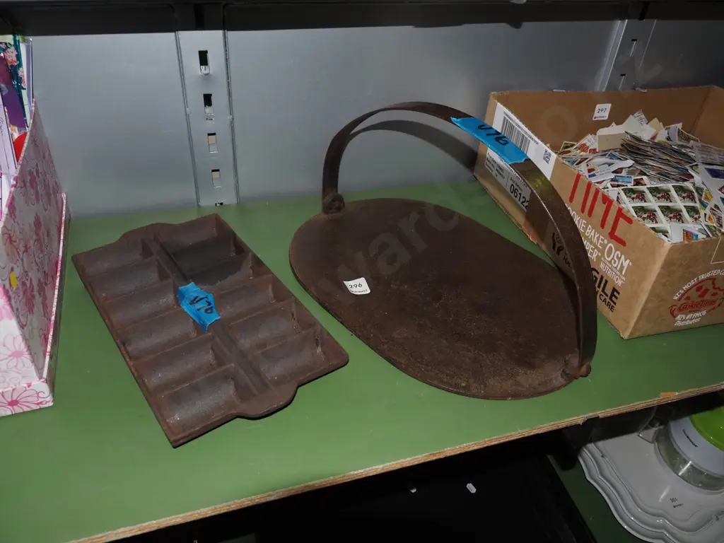 cast iron gem iron, skillet Image 1++