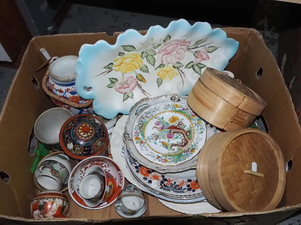 box; plates, bowls, bamboo steamers etc Image 1++